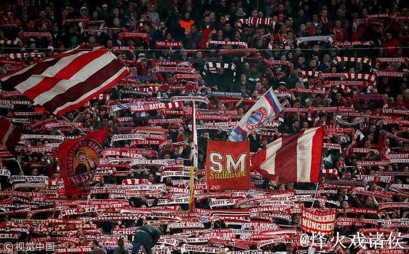 赫内斯主张取消50+1，拜仁球迷举横幅公开反对